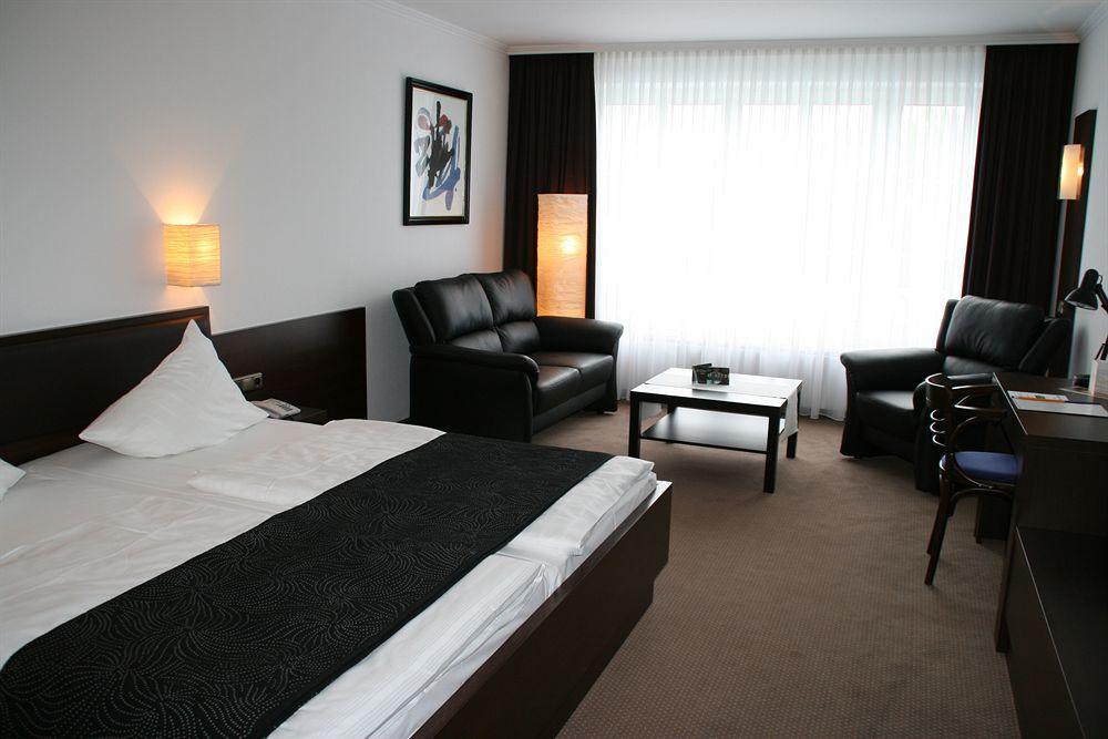 Nordica Hotel Berlin Heide  Exteriör bild